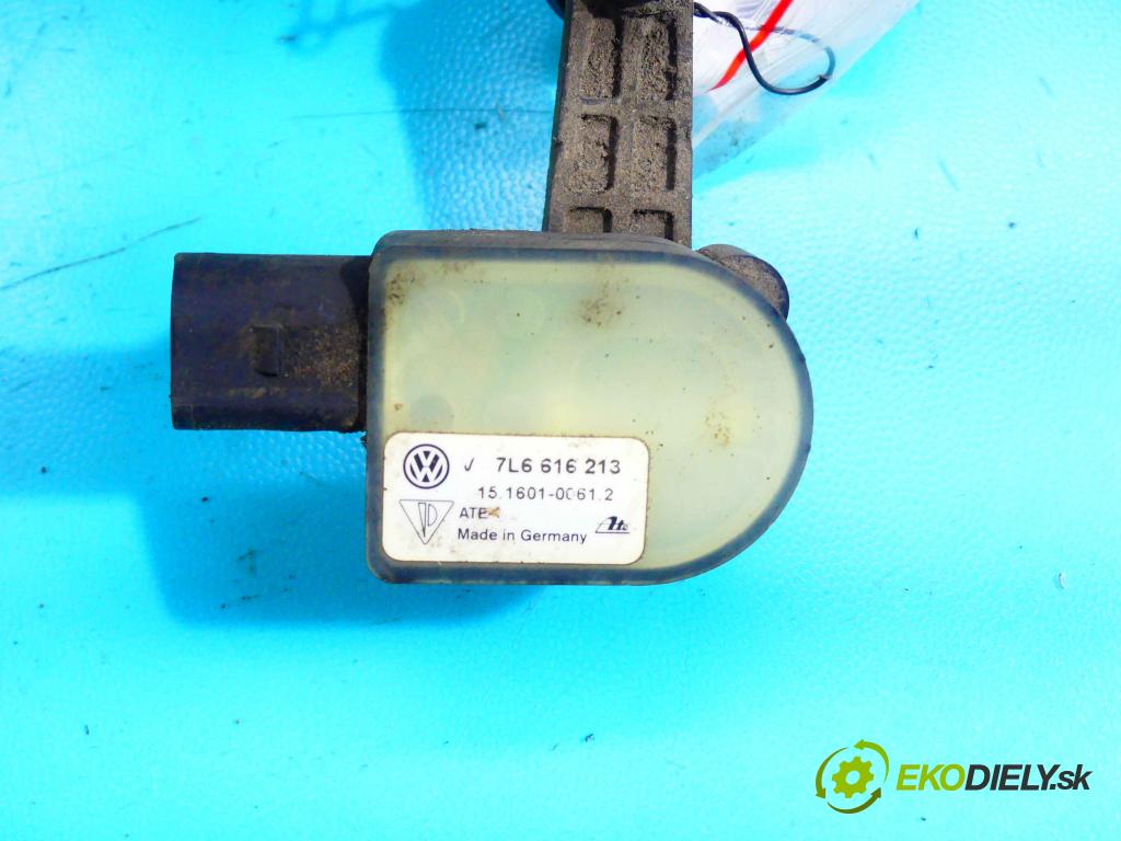 Vw Touareg I 2002-2010 3.0 tdi 224hp automatic 165 kW 2967 cm3 5- snímač nastavenia xenon 7L6616213 (Snímače)