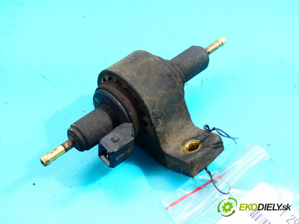 Vw Touareg I 2002-2010 3.0 tdi 224 hp automatic 165 kW 2967 cm3 5- čerpadlo paliva webasto 89372A (Webasto ohřívače)