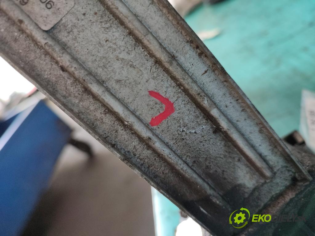 Vw Touareg I 2002-2010 3.0 tdi 224 hp automatic 165 kW 2967 cm3 5- Intercooler 7L6145804 (Chladiče nasávaného vzduchu (intercoolery))