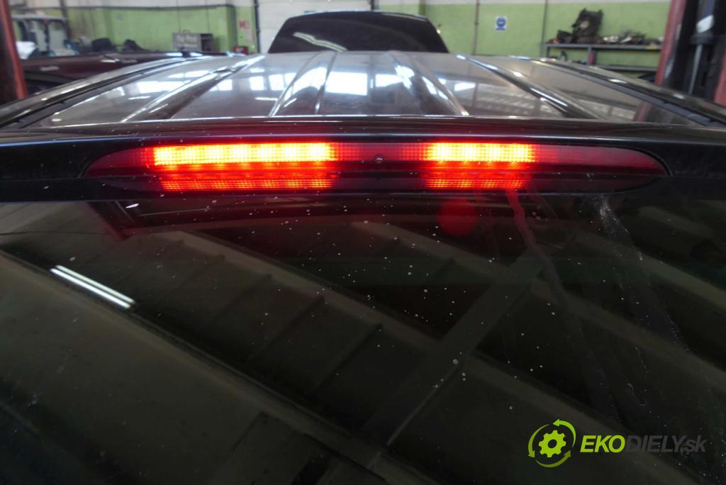 Vw Touareg I 2002-2010 3.0 tdi 224 hp automatic 165 kW 2967 cm3 5- zadní kufrové dveře  (Zadní kapoty)