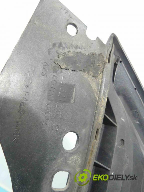 Vw Touareg I 2002-2010 3.0 tdi 224 hp automatic 165 kW 2967 cm3 5- blatnik přední levý