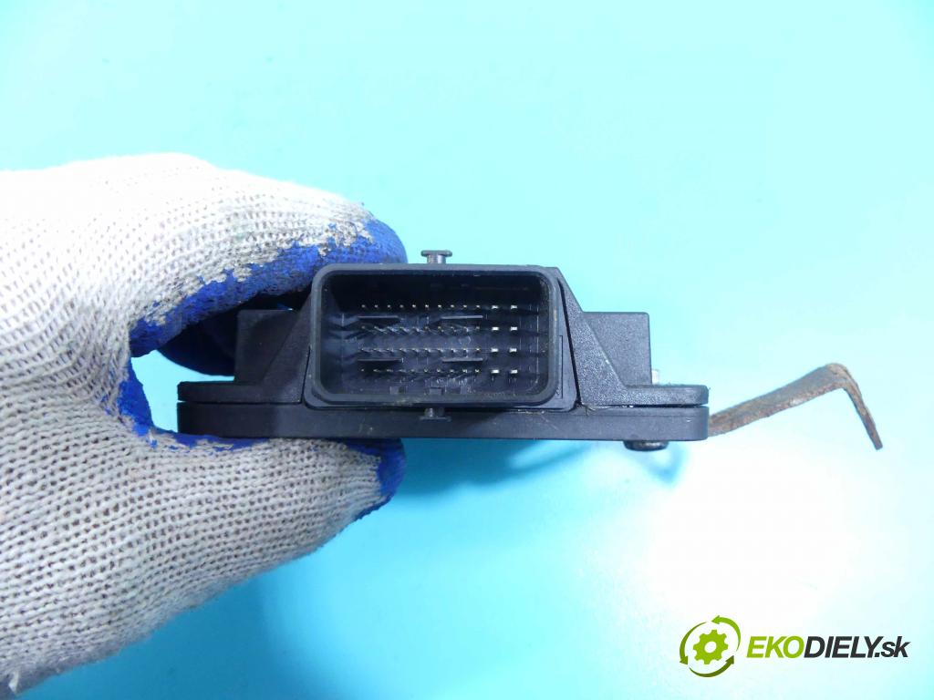 Opel Astra II 1998-2009 1.8 16v 125 HP manual 92 kW 1796 cm3 2- modul riadiaca jednotka  (Ostatné)