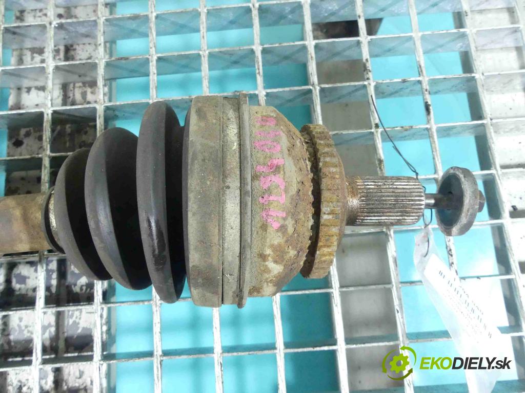 Volvo S80 I 1998-2006 2.8 T6 272 HP automatic 200 kW 2783 cm3 4- poloos ľavé  (Poloosy)