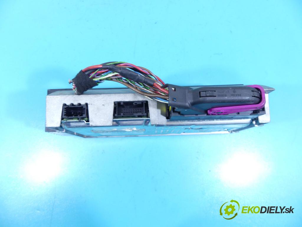 Audi Q7 2005-2015 3.0 tdi 211KM automatic 155 kW 2967 cm3 5- Zesilovač: 4L0035223D (Zosilňovače)