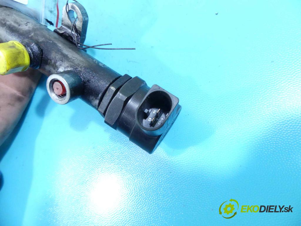 Audi Q7 2005-2015 3.0 tdi 211KM automatic 155 kW 2967 cm3 5- lišta vstrekovacia 057130764C (Vstrekovacie lišty)