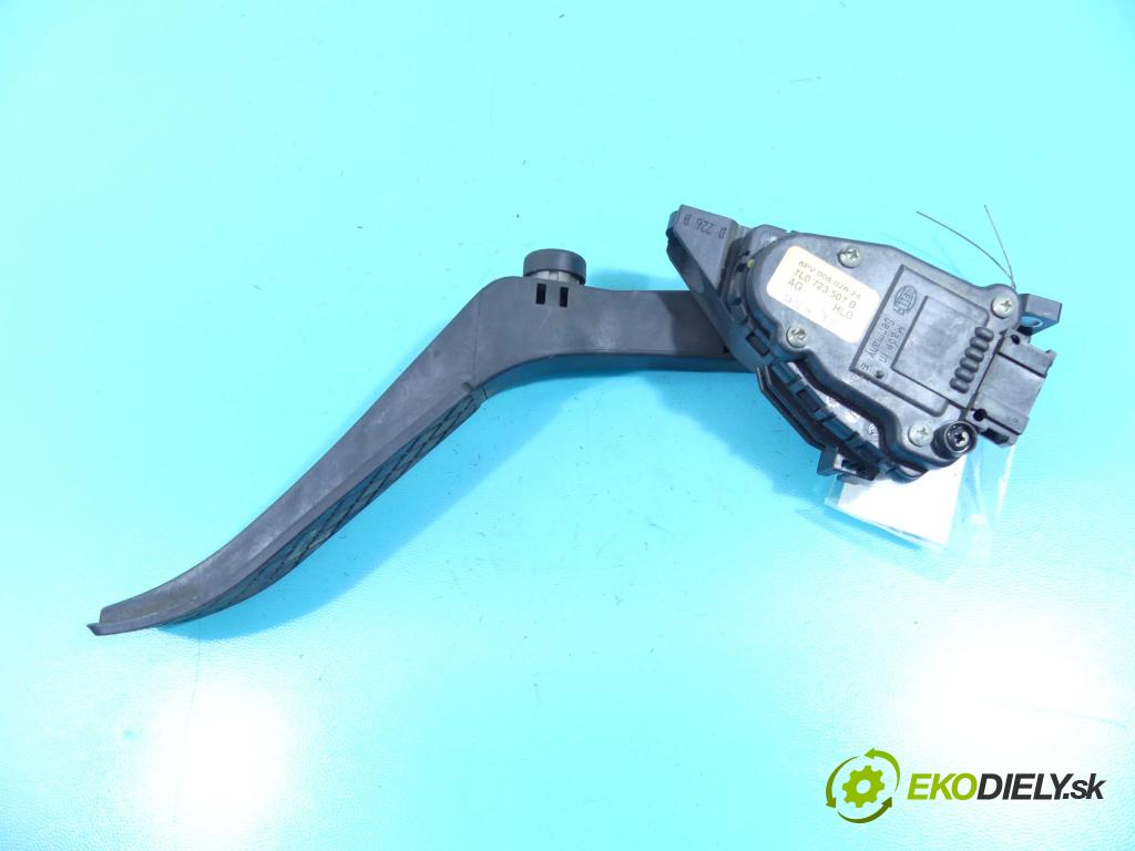 Audi Q7 2005-2015 3.0 tdi 211KM automatic 155 kW 2967 cm3 5- pedále 7L0723507B (Pedále)