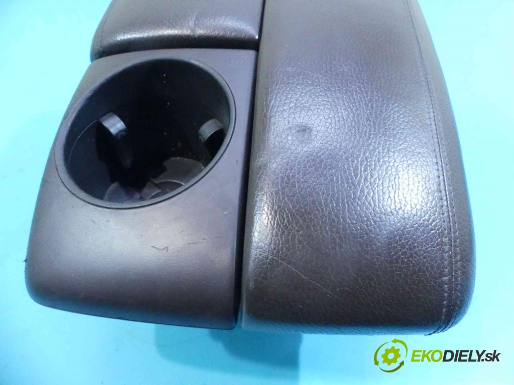 Audi Q7 2005-2015 3.0 tdi 211KM automatic 155 kW 2967 cm3 5- operadlo  (Lakťové opierky)