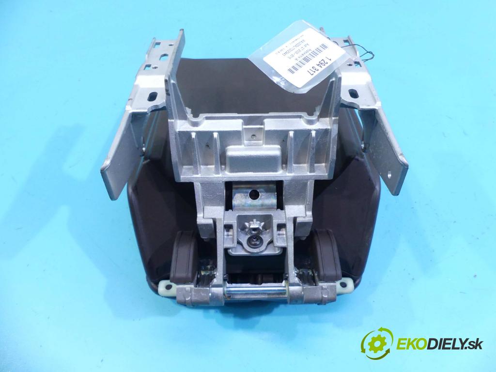 Audi Q7 2005-2015 3.0 tdi 211KM automatic 155 kW 2967 cm3 5- operadlo  (Lakťové opierky)