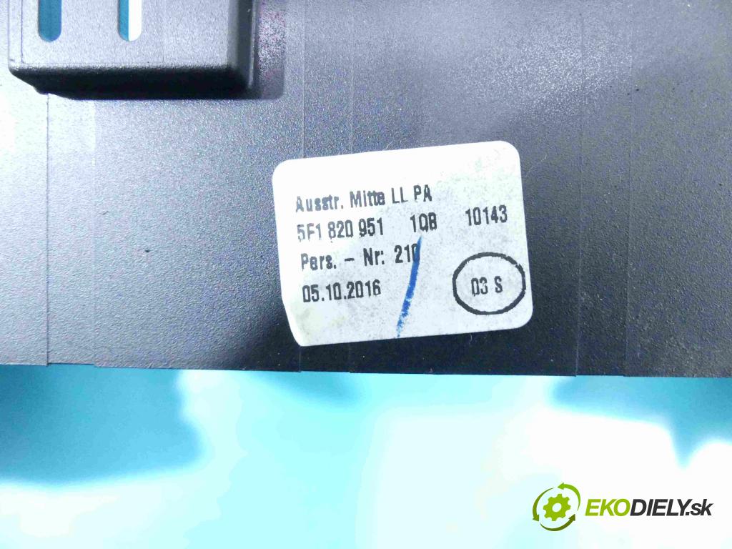 Seat Leon III 2012-2020 1.4 TSI 150 HP manual 110 kW 1395 cm3 5- Mřížka: kúrenia stredová 5F1820951 (Mriežky kúrenia (fukáre))