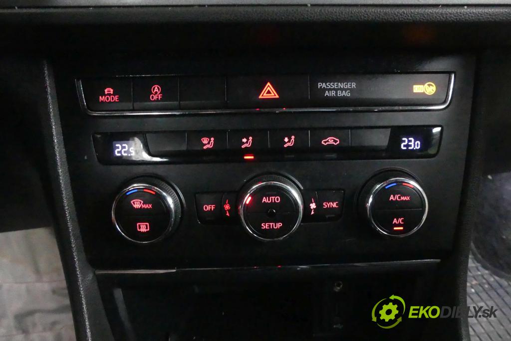 Seat Leon III 2012-2020 1.4 TSI 150 HP manual 110 kW 1395 cm3 5- panel kúrenia 5F0907044AD