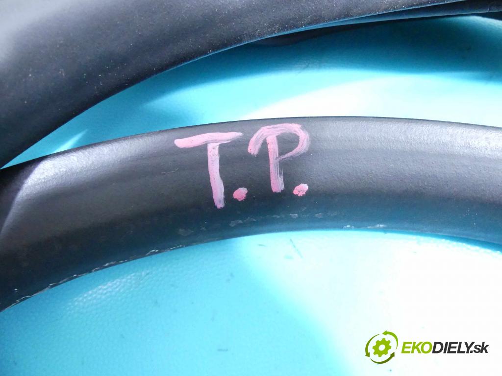 Seat Leon III 2012-2020 1.4 TSI 150 hp manual 110 kW 1395 cm3 5- Těsnění: dveře zadní pravé  (Ostatní)