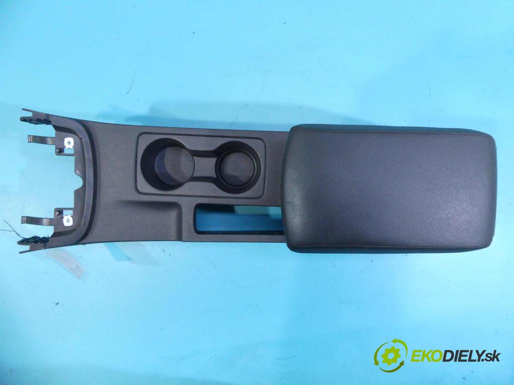 Seat Leon III 2012-2020 1.4 TSI 150 HP manual 110 kW 1395 cm3 5- operadlo 5F0858329A (Lakťové opierky)