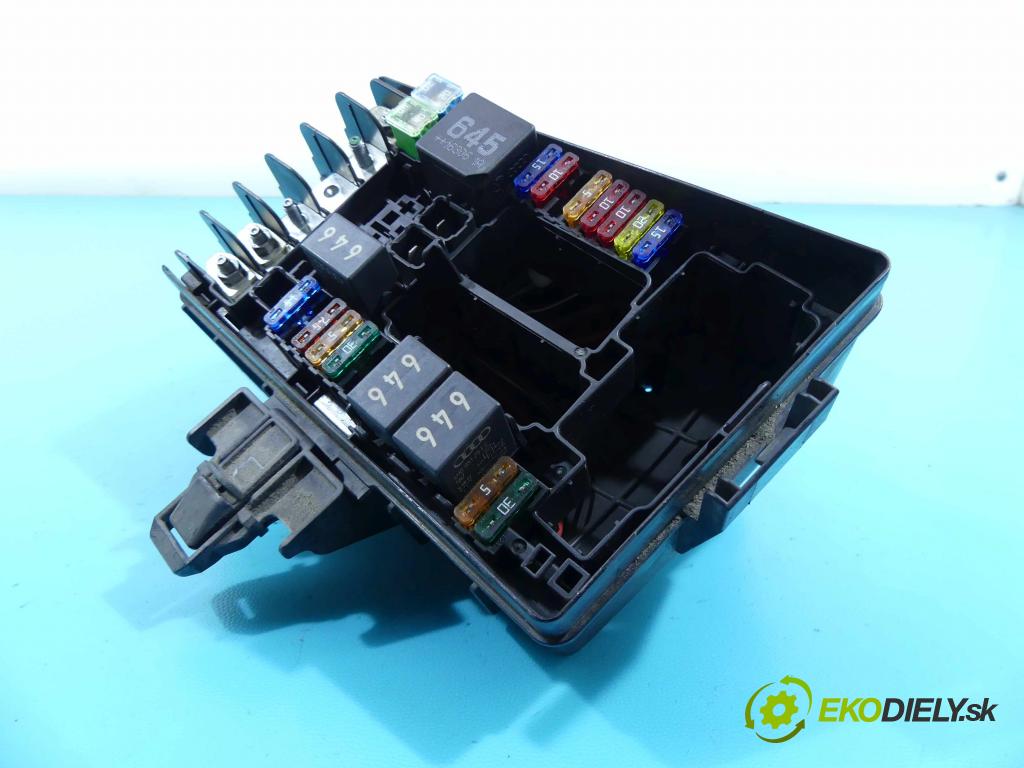 Seat Leon III 2012-2020 1.4 TSI 150 hp manual 110 kW 1395 cm3 5- skříňka pojistková 5Q0907361C (Pojistkové skříňky)