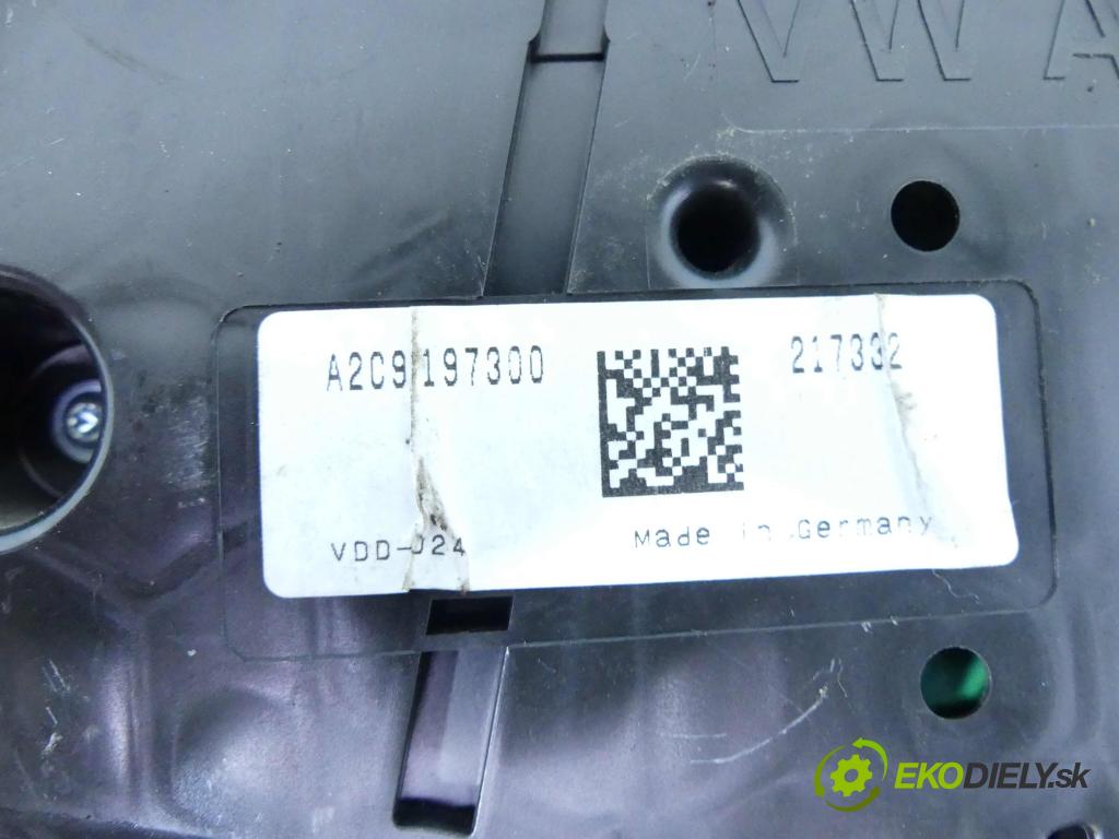Seat Leon III 2012-2020 1.4 TSI 150 HP manual 110 kW 1395 cm3 5- prístrojovka/ budíky 7F0920740D (Prístrojové dosky, displeje)