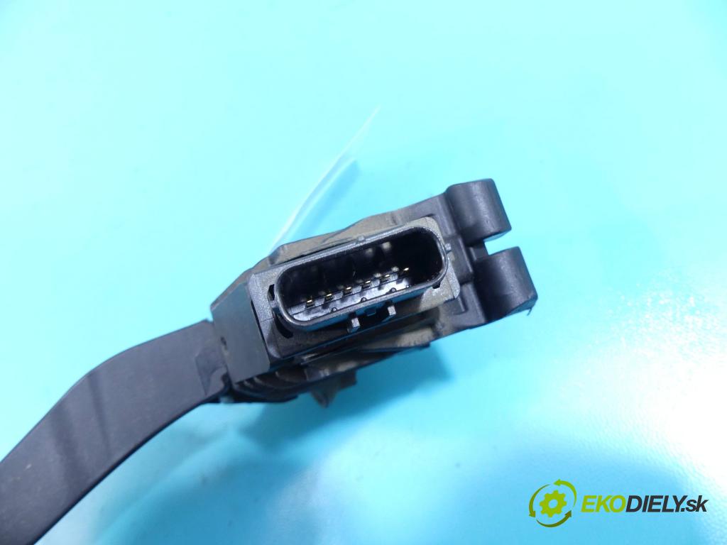 Seat Leon III 2012-2020 1.4 TSI 150 HP manual 110 kW 1395 cm3 5- pedále 5Q1723503H (Pedále)