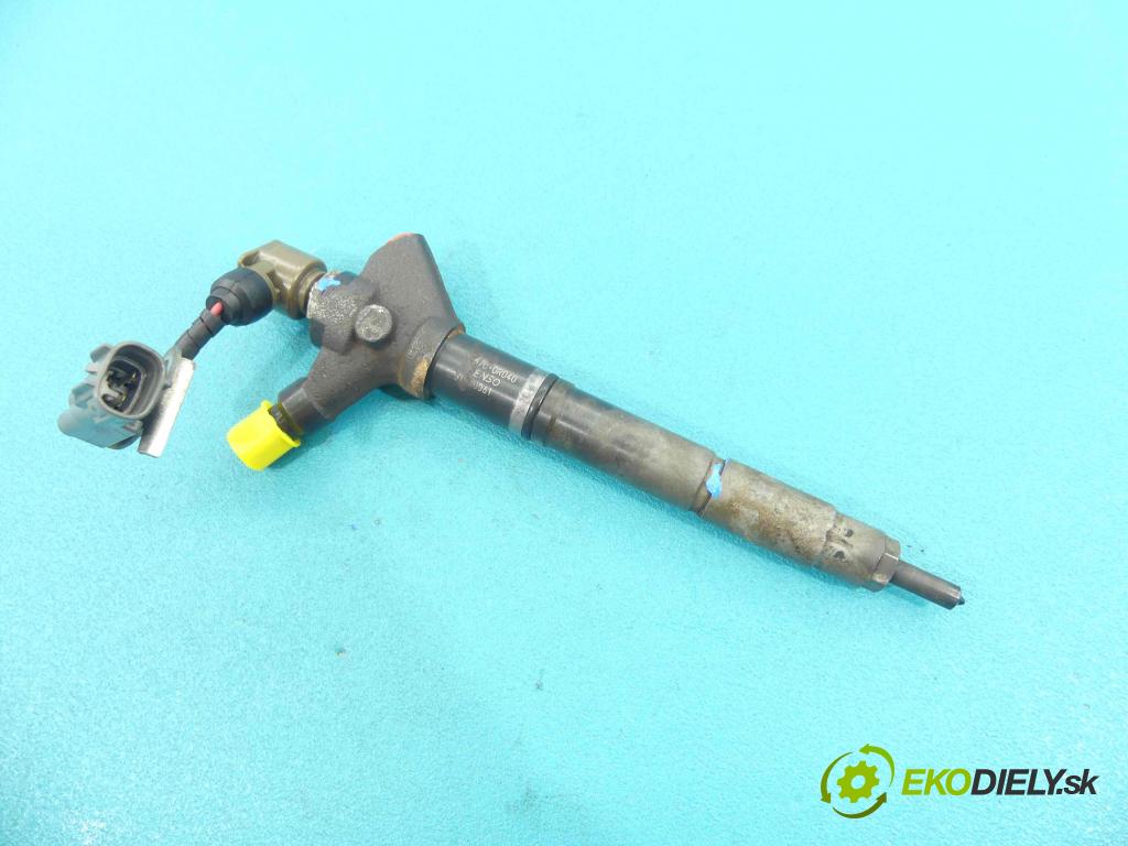 Toyota Avensis II T25 2003-2008 2.2 D-CAT 177 HP manual 130 kW 2231 cm3 5- vstrek 23670-0R040 (Vstrekovač paliva)