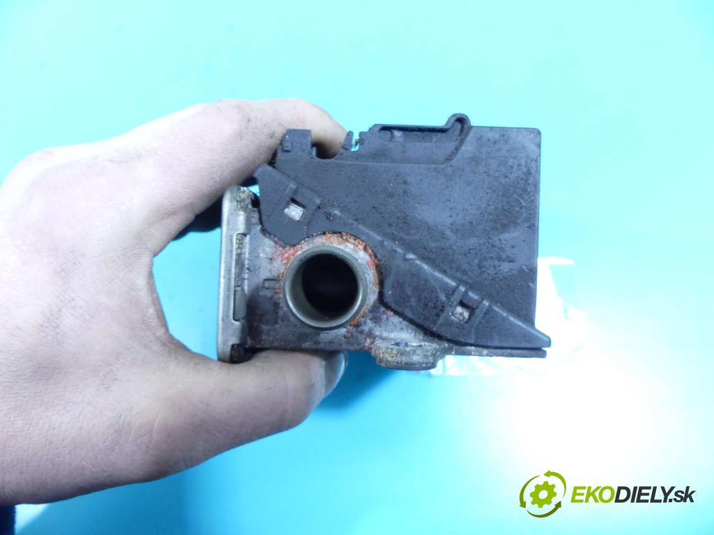 Bmw 3 E46 1998-2007 2.0d 150 hp manual 110 kW 1995 cm3 3- Ohřívač: vody 6918806 (Ohřívání, ventilace)