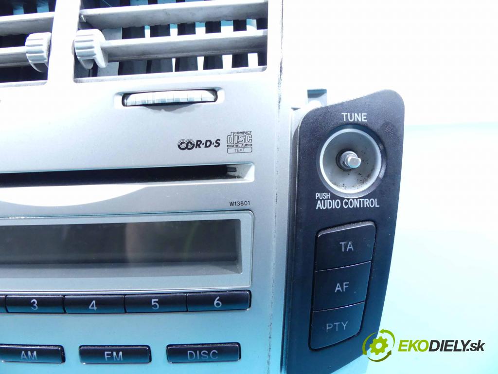 Toyota Yaris II 2005-2011 1.4 D4D 90 HP manual 66 kW 1364 cm3 5- Radio originál 86120-0D200