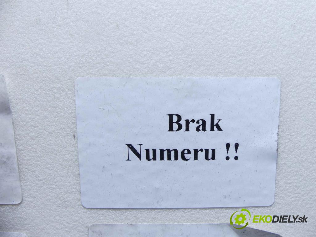 Toyota Yaris II 2005-2011 1.4 D4D 90 HP manual 66 kW 1364 cm3 5- rúrka klimatizácie