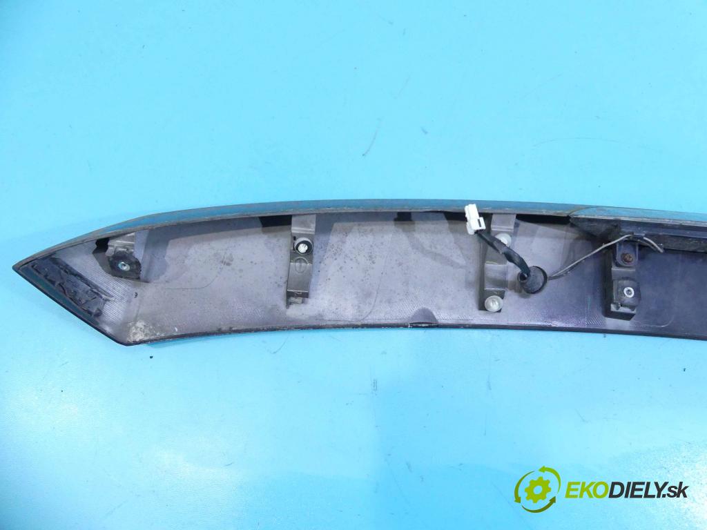 Mitsubishi Outlander II 2006-2013 2.0 DI-D 140 HP manual 103 kW 1968 cm3 5- Spoiler: 6515A012 (Spoilery)