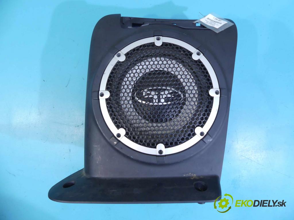 Mitsubishi Outlander II 2006-2013 2.0 DI-D 140 HP manual 103 kW 1968 cm3 5- Subwoofer: 8720A012 (Audio zariadenia)