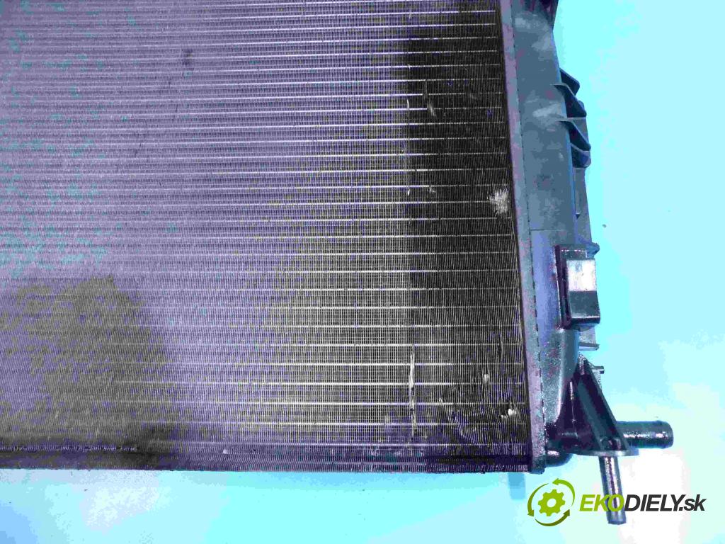 Renault Megane II 2003-2008 1.9 dci 120 HP manual 88 kW 1870 cm3 5- chladič voda: 8200115542-A (Chladiče vody)