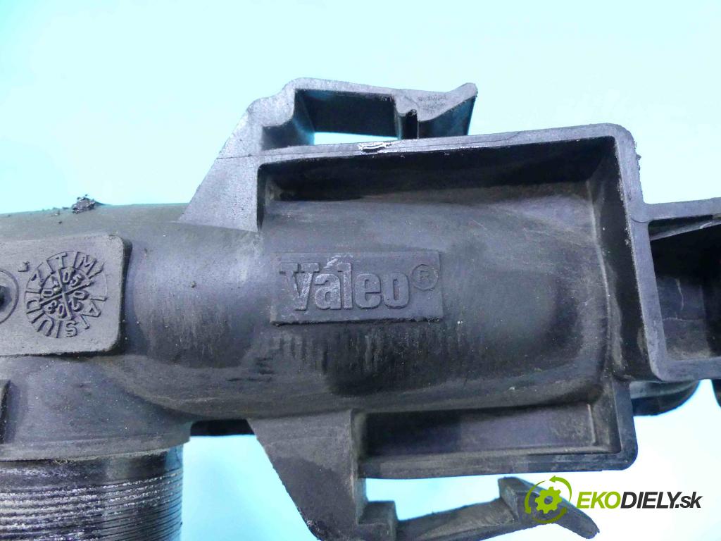 Renault Megane II 2003-2008 1.9 dci 120 HP manual 88 kW 1870 cm3 5- chladič voda: 8200115542-A (Chladiče vody)