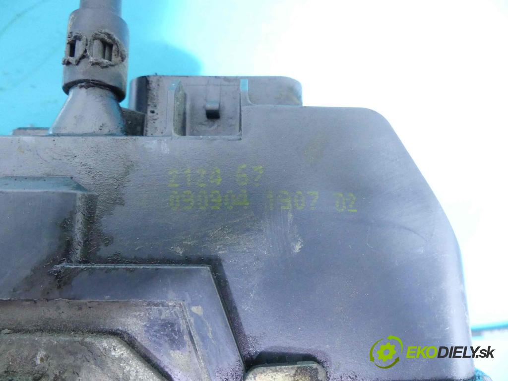 Renault Megane II 2003-2008 1.9 dci 120 hp manual 88 kW 1870 cm3 5- zámek zadní pravý