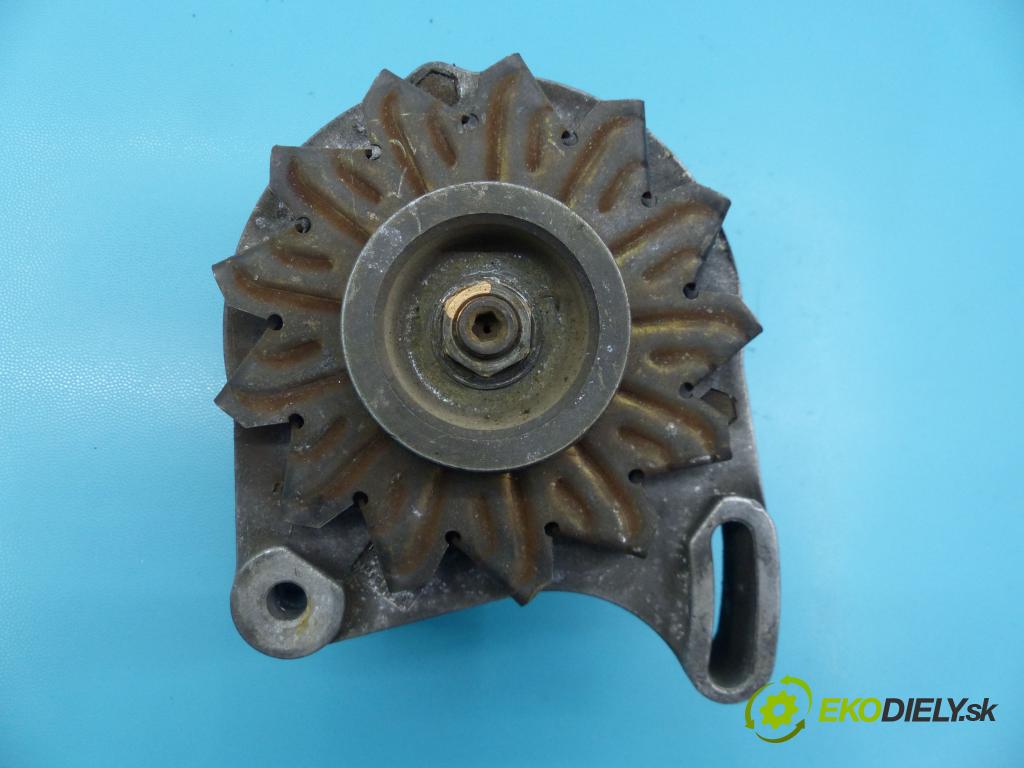 Fiat Uno 1.0 45KM manual 33 kW 999 cm3 5- Alternator  (Alternátory)