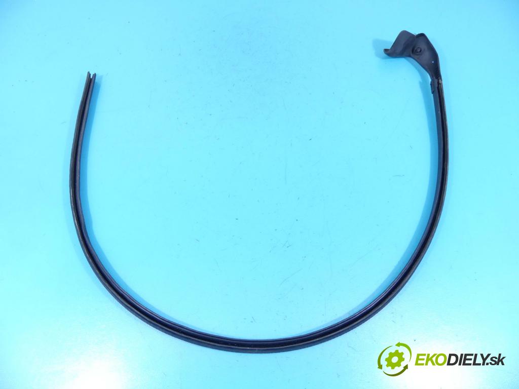 Toyota Proace II 2016- 2.0 D4D 177 hp automatic 130 kW 1997 cm3 5- Těsnění: dveře zadní pravé 9818375180D (Ostatní)