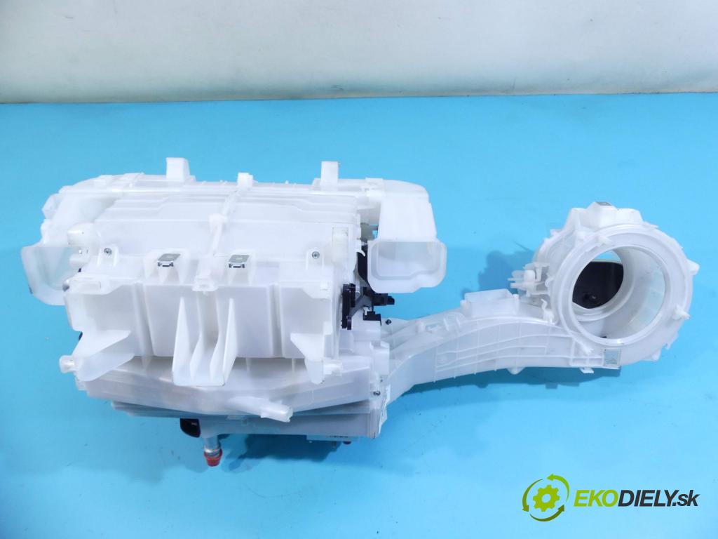 Toyota Proace II 2016- 2.0 D4D 177 hp automatic 130 kW 1997 cm3 5- radiátor 9836407680 (Radiátory topení)