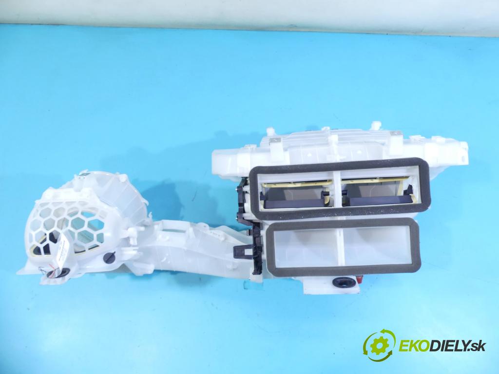 Toyota Proace II 2016- 2.0 D4D 177 hp automatic 130 kW 1997 cm3 5- radiátor 9836407680 (Radiátory topení)