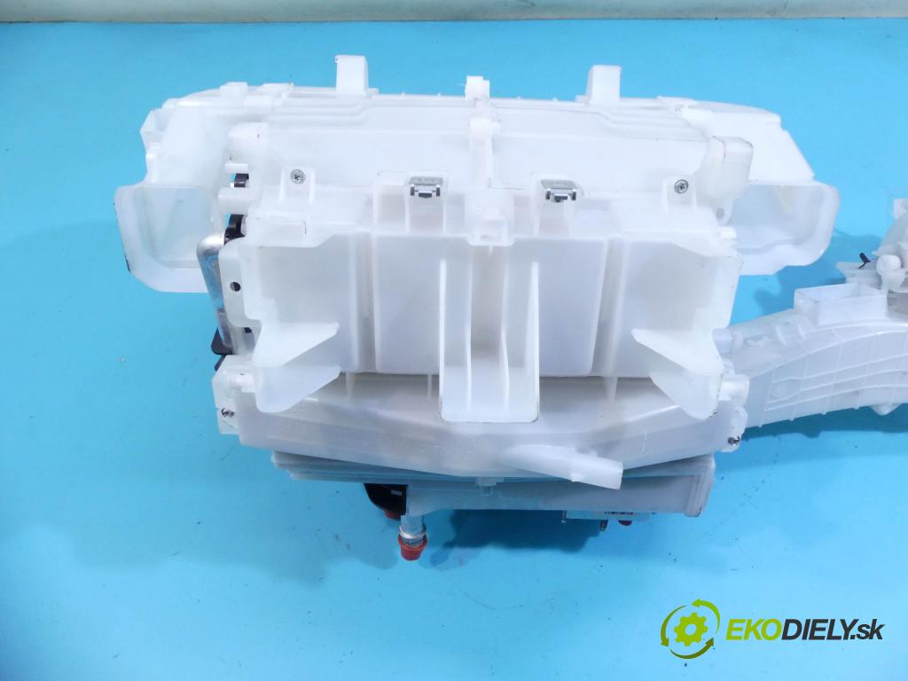 Toyota Proace II 2016- 2.0 D4D 177 hp automatic 130 kW 1997 cm3 5- radiátor 9836407680 (Radiátory topení)