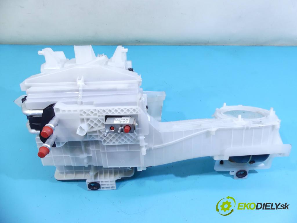 Toyota Proace II 2016- 2.0 D4D 177 hp automatic 130 kW 1997 cm3 5- radiátor 9836407680 (Radiátory topení)