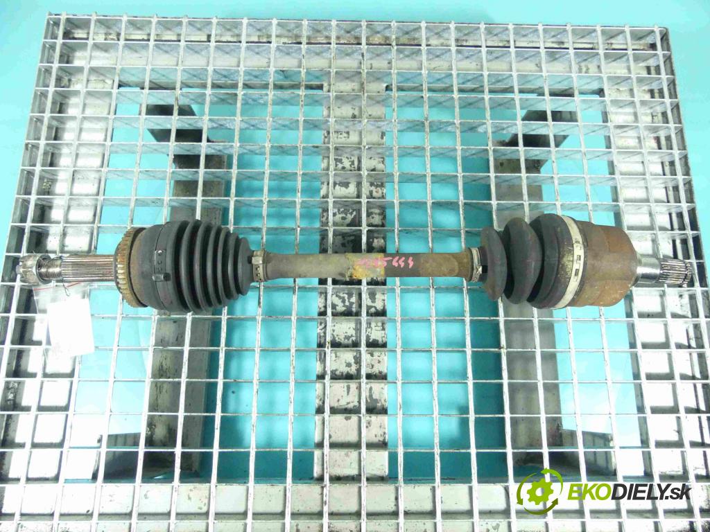 Hyundai I30 I 2007-2012 1.6 crdi 116 HP manual 85 kW 1582 cm3 5- poloos ľavé  (Poloosy)