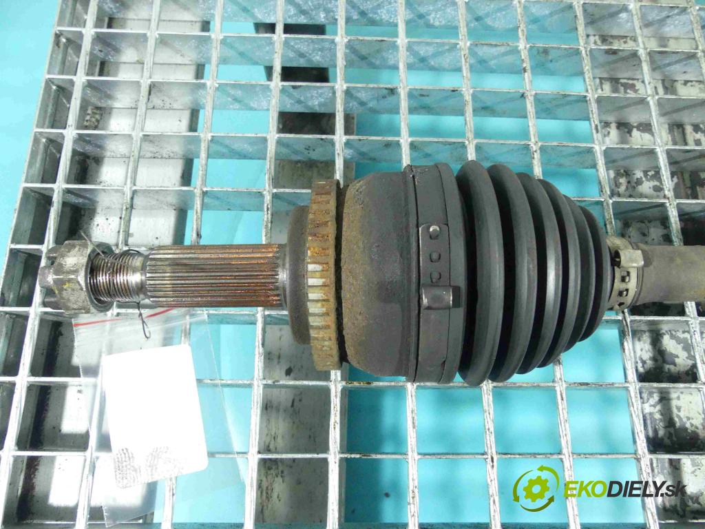 Hyundai I30 I 2007-2012 1.6 crdi 116 HP manual 85 kW 1582 cm3 5- poloos ľavé  (Poloosy)