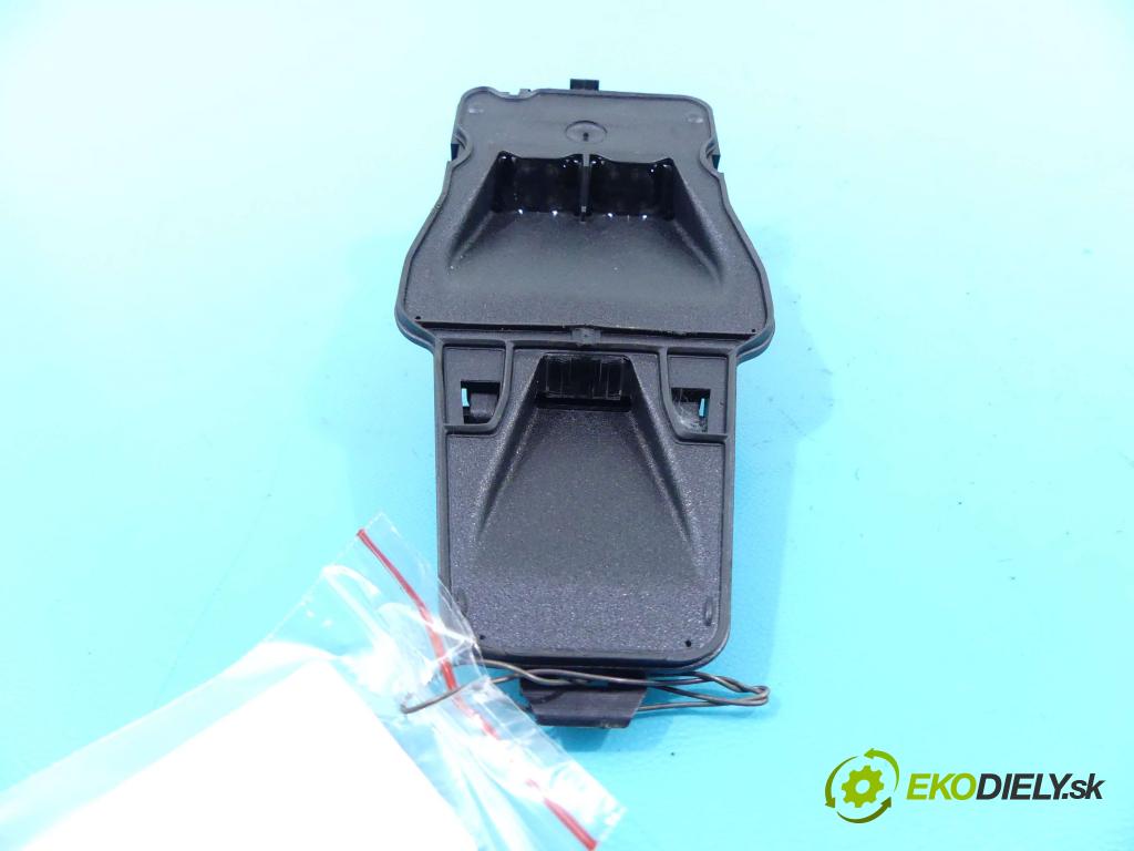 Ford Focus Mk3 2010-2018 1.0 T 125 HP manual 92 kW 998 cm3 5- snímač déšť: CM5T-14F449-AC (Snímače dažďa)