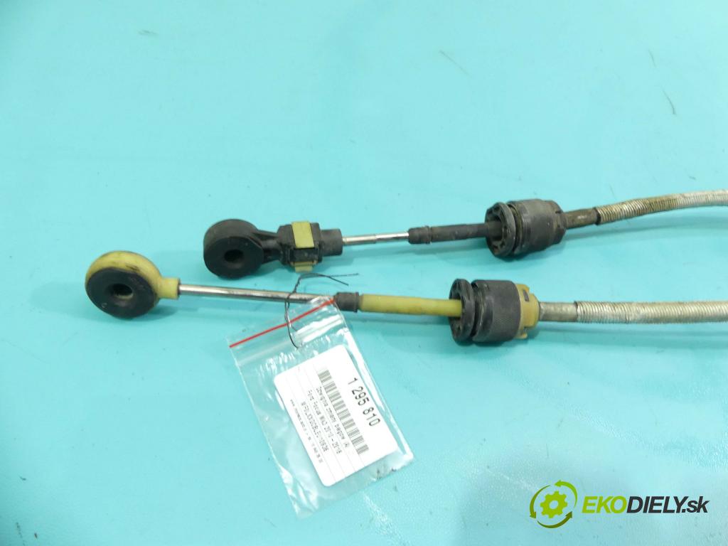 Ford Focus Mk3 2010-2018 1.0 T 125 HP manual 92 kW 998 cm3 5- Páka: Změny: stupeň,rýchlosť BV6R-7E395-GD (Rýchlostné páky / kulisy)