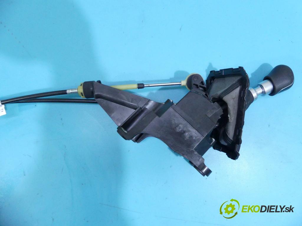 Ford Focus Mk3 2010-2018 1.0 T 125 HP manual 92 kW 998 cm3 5- Páka: Změny: stupeň,rýchlosť BV6R-7E395-GD (Rýchlostné páky / kulisy)