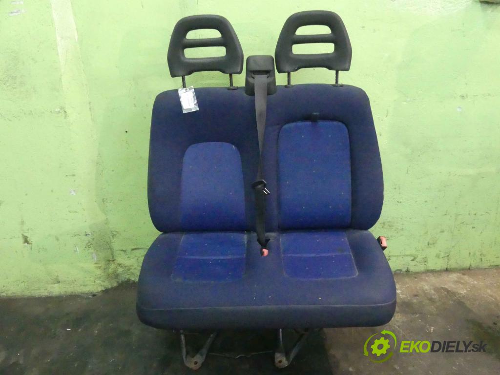 Peugeot Boxer I 1994-2006 2.2 hdi 120 HP manual 88 kW 2179 cm3 5- Sedačka pravý  (Sedačky, sedadlá)