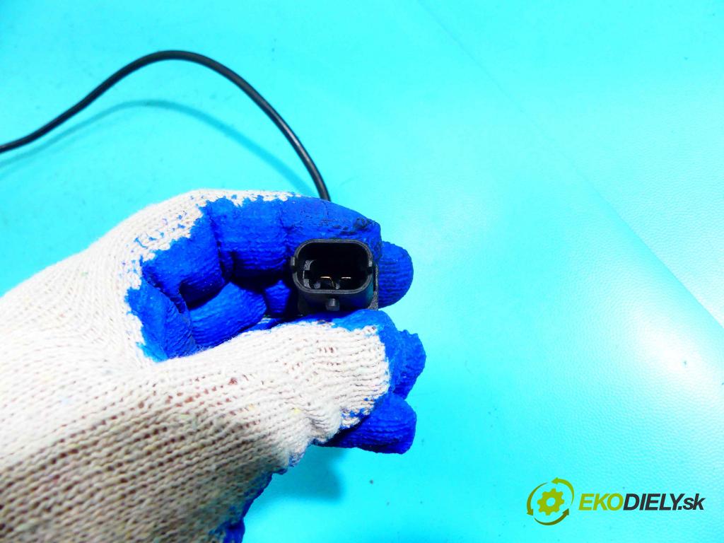 Fiat Stilo 1.2 16V 80 hp manual 59 kW 1242 cm3 5- snímač pozice: hřídel klikový  (Snímače polohy kliky, vačky)