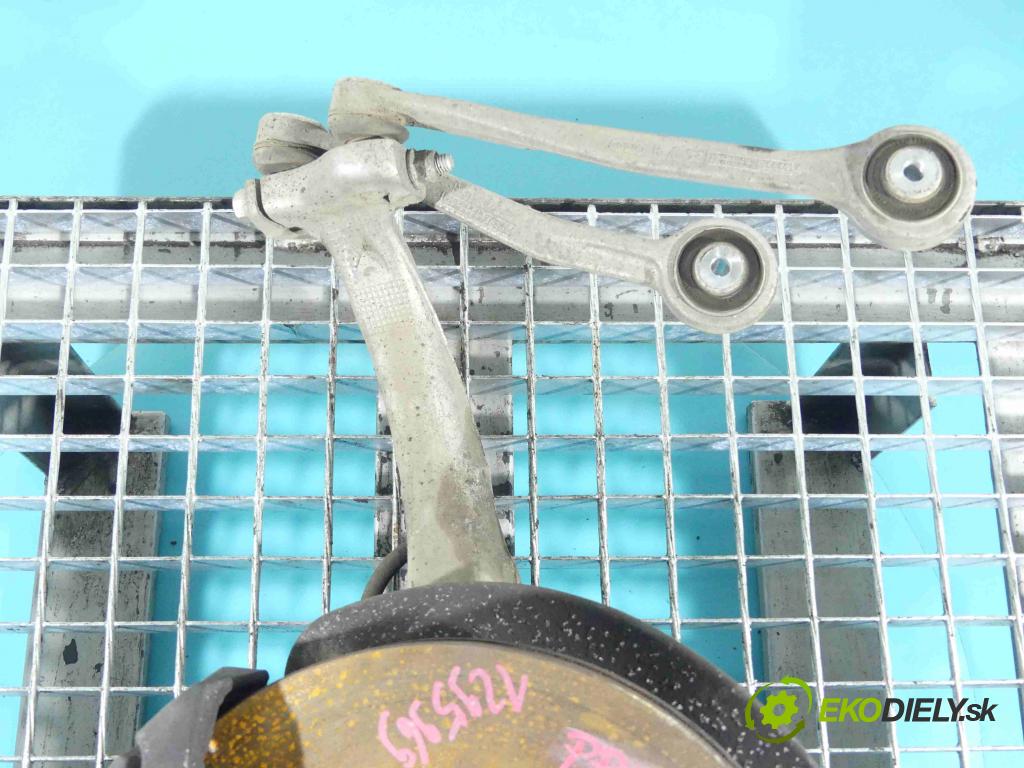 Audi A6 C7 2011-2018 2.0 TFSI 179KM manual 132 kW 1984 cm3 4- náboj pravé 4G0407242D (Náboje)