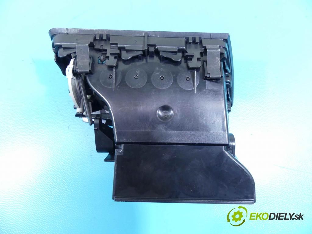 Skoda Rapid 2012-2019 1.2 TSI 105 HP manual 77 kW 1197 cm3 5- Mřížka: kúrenia ostatné 5JA819701A