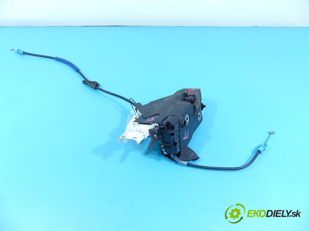 Citroen C4 I 2004-2011 1.6 hdi 90 hp manual 66 kW 1560 cm3 5- zámek zadní pravý 9686733580