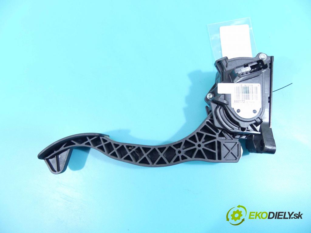 Toyota Proace II 2016- 2.0 D4D 177 HP automatic 130 kW 1997 cm3 5- pedále 86ET723876928 (Pedále)