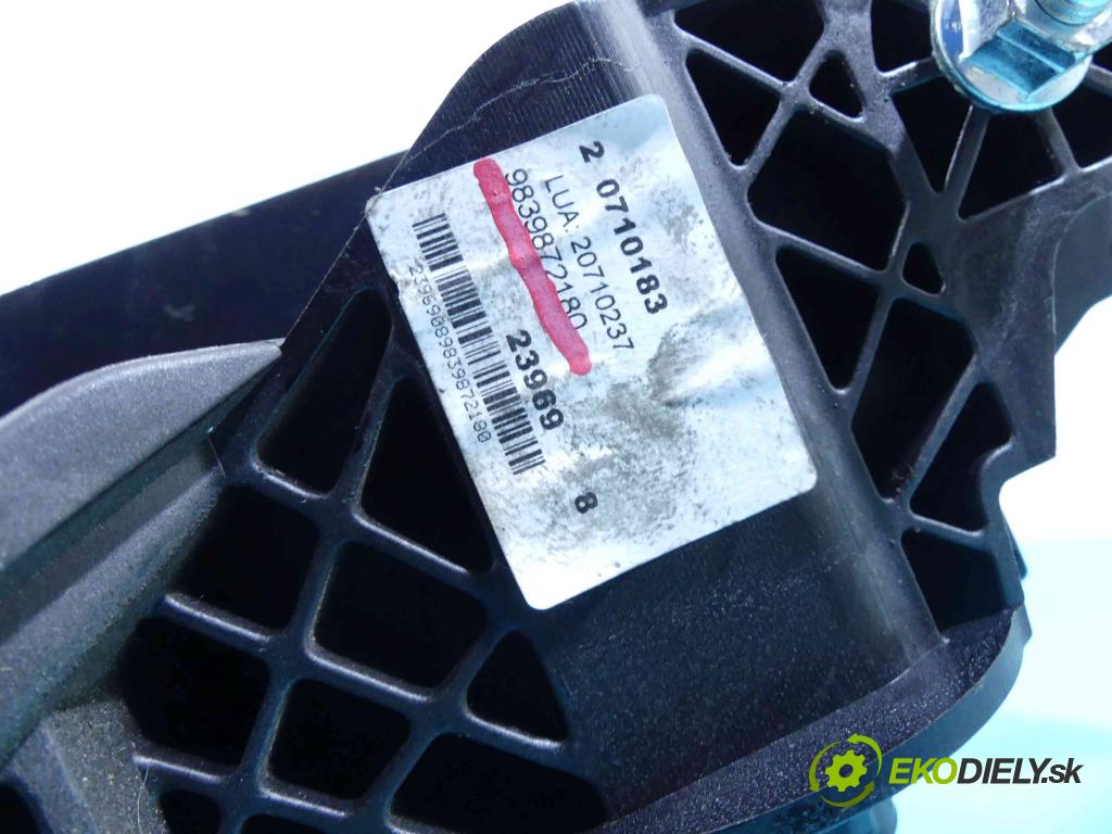 Toyota Proace II 2016- 2.0 D4D 177 HP automatic 130 kW 1997 cm3 5- pedále 9839872180 (Pedále)