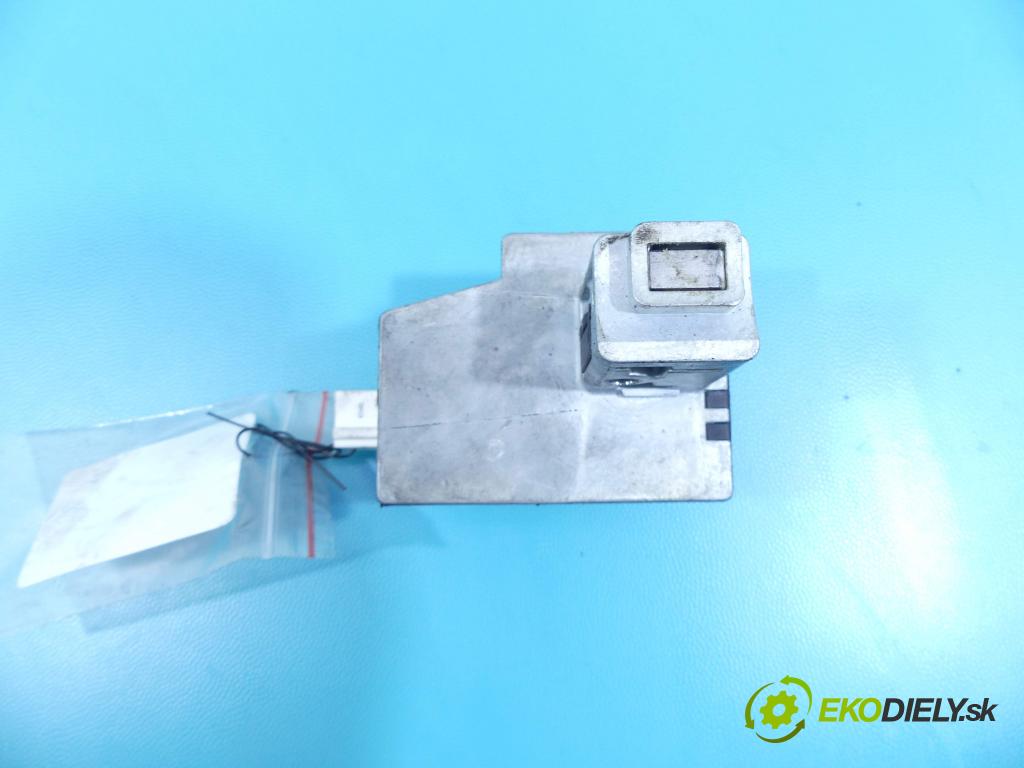 Toyota Proace II 2016- 2.0 D4D 177 HP automatic 130 kW 1997 cm3 5- Blokáda: řízení: 9815905380 (Ostatné)