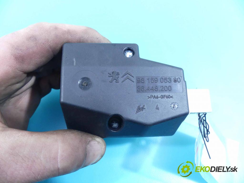 Toyota Proace II 2016- 2.0 D4D 177 HP automatic 130 kW 1997 cm3 5- Blokáda: řízení: 9815905380 (Ostatné)