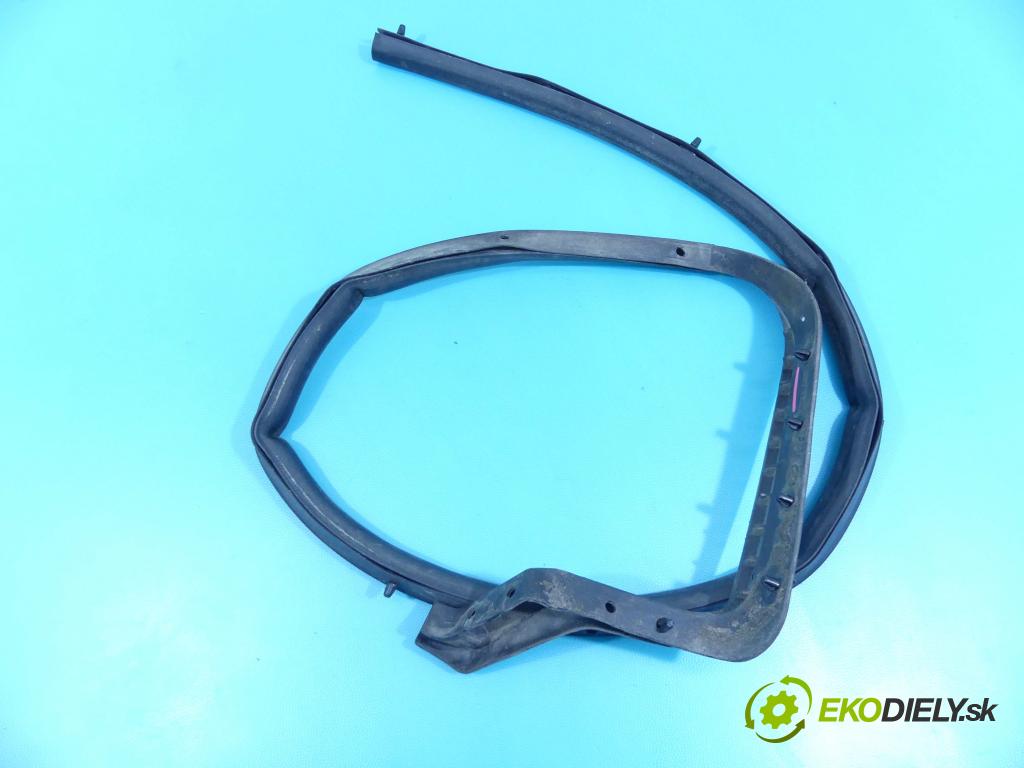 Toyota Proace II 2016- 2.0 D4D 177 hp automatic 130 kW 1997 cm3 5- Těsnění: dveře zadní pravé 9808421380 (Ostatní)