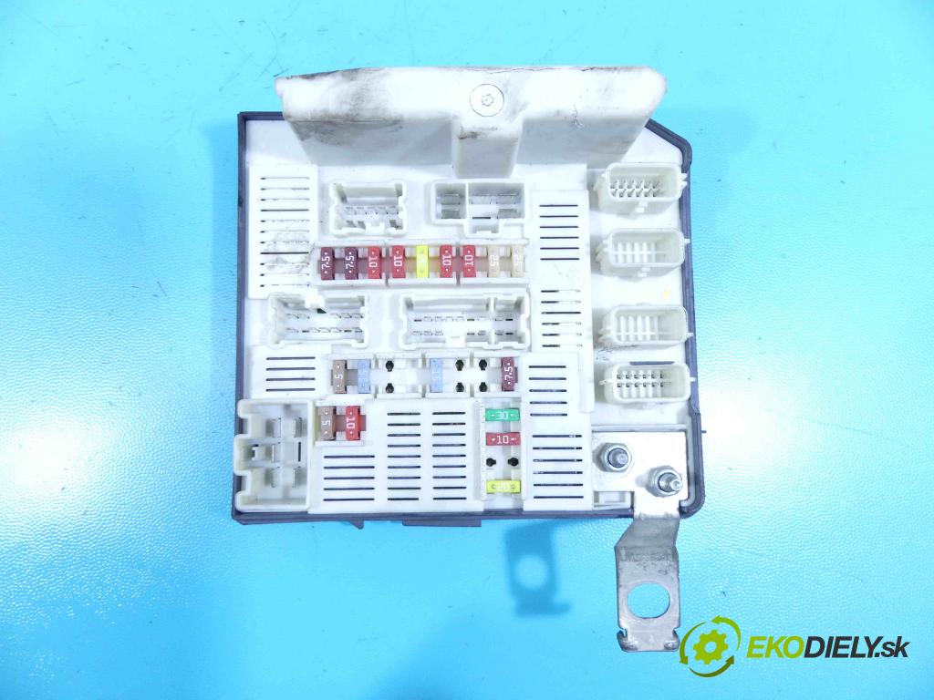 Renault Megane II 2003-2008 1.5 dci 86 HP manual 63 kW 1461 cm3 5- modul riadiaca jednotka 8200481866 (Ostatné)